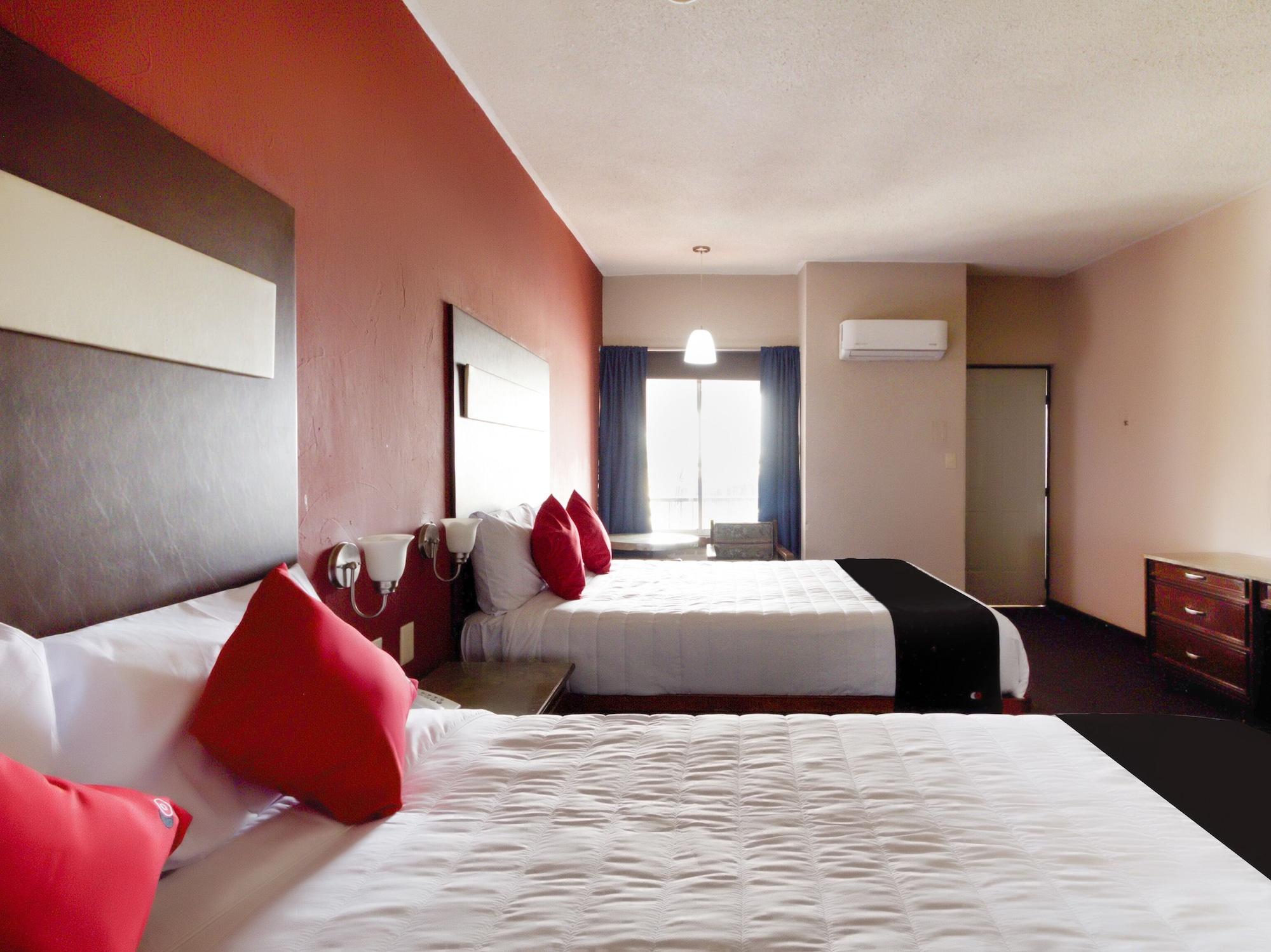 Hotel La Fuente, Saltillo Exterior photo